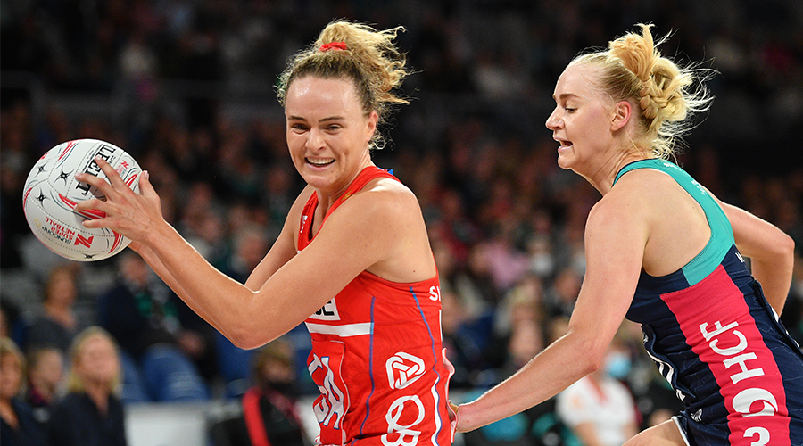 Swifts Fall To Vixens Final Quarter Blitz Nsw Swifts 1820